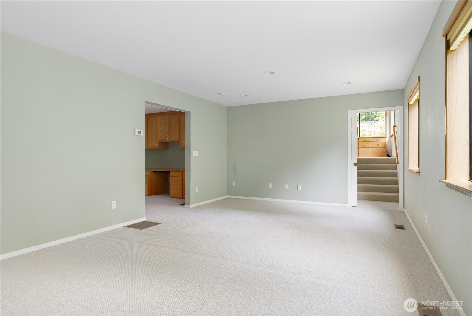 Oak Harbor, Washington, 98277, United States, 3 Bedrooms Bedrooms, ,1 BathroomBathrooms,Residential,For Sale,1868219