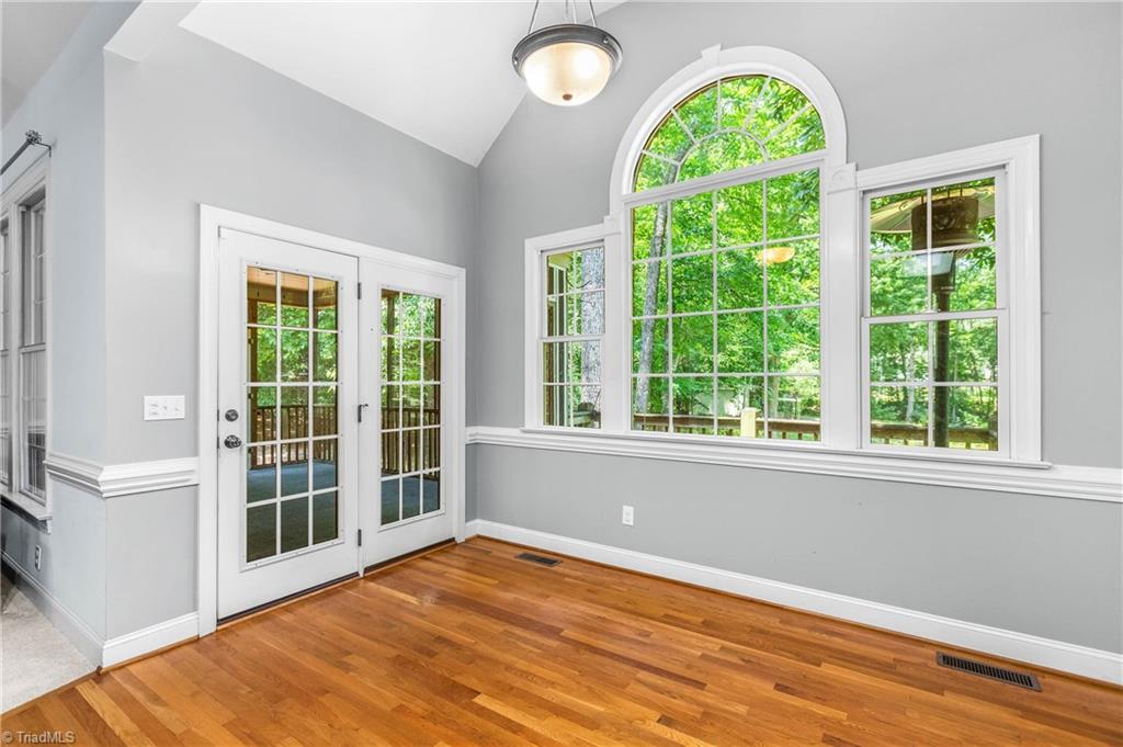 Stokesdale, North Carolina, 27357, United States, 3 Bedrooms Bedrooms, ,3 BathroomsBathrooms,Residential,For Sale,1876526