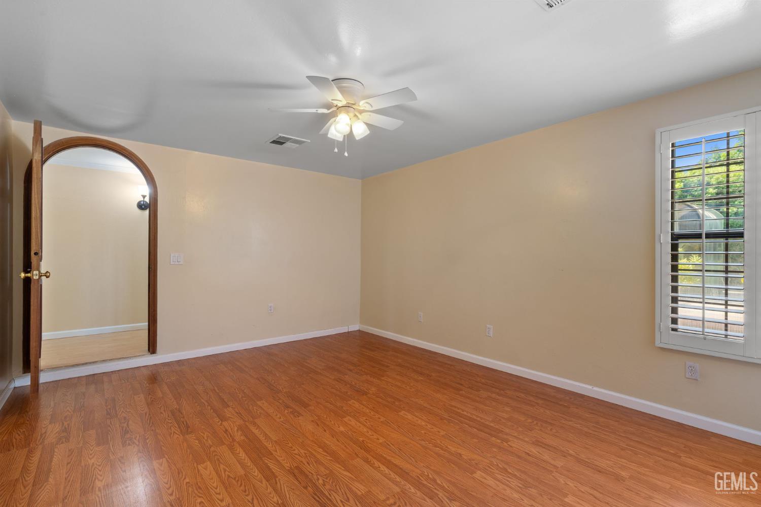 Bakersfield, California, 93309, United States, 4 Bedrooms Bedrooms, ,4 BathroomsBathrooms,Residential,For Sale,1859611