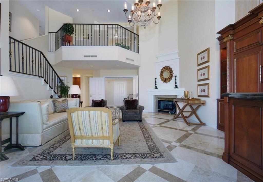 Pelican Bay Blvd, Naples, FL 34108
