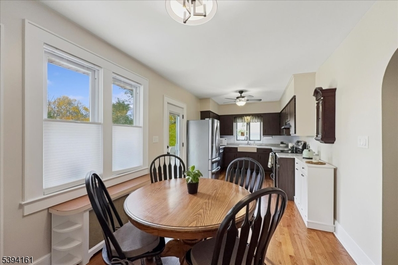 Roxbury Twp., New Jersey, 07876, United States, 3 Bedrooms Bedrooms, ,2 BathroomsBathrooms,Residential,For Sale,1987985