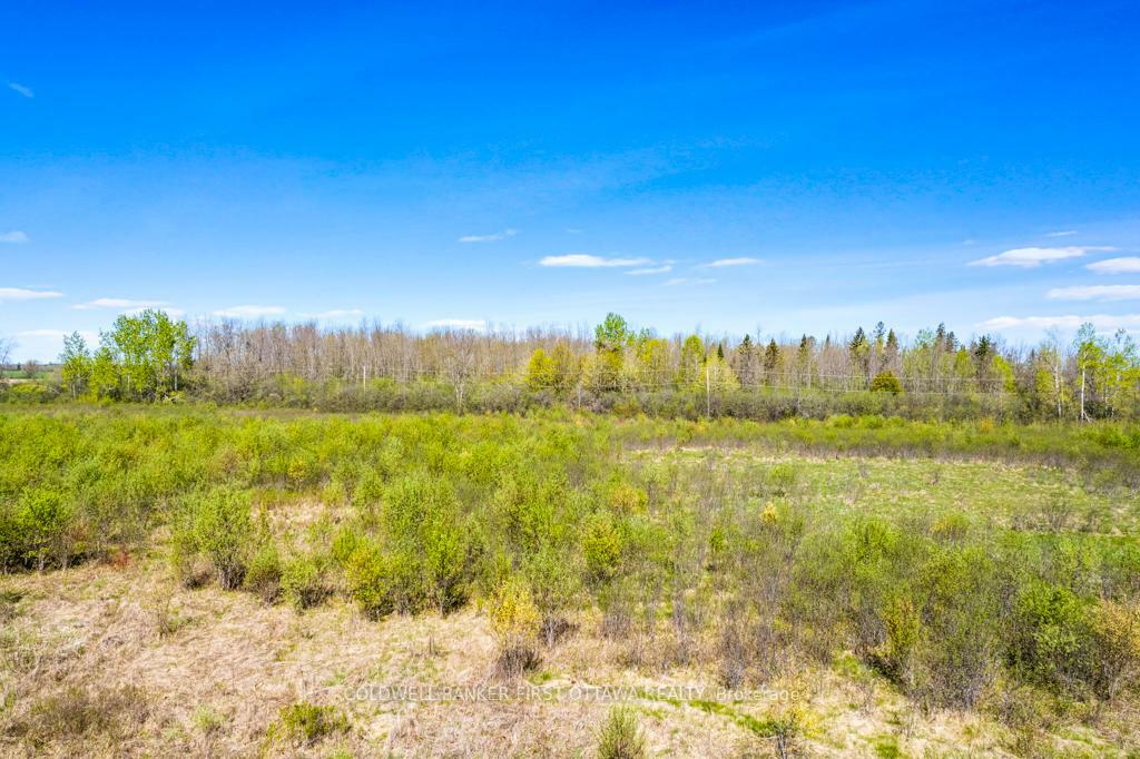 TAY VALLEY, Ontario, K7H 3C9, CA, ,Residential,For Sale,1865372