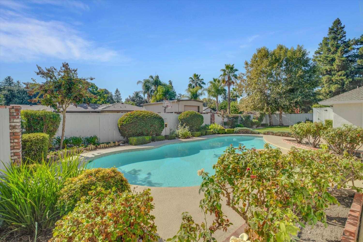 Turlock, California, 95382, United States, 3 Bedrooms Bedrooms, ,3 BathroomsBathrooms,Residential,For Sale,1978392