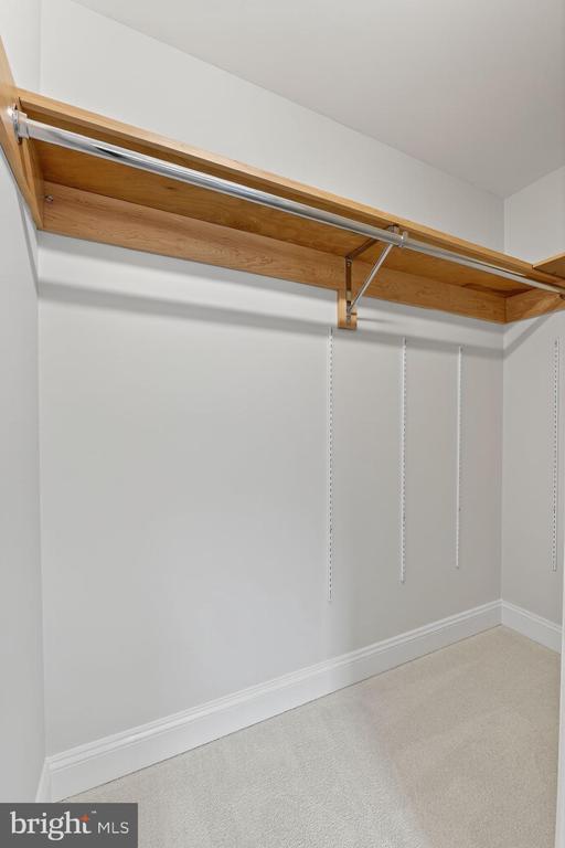 Arlington, Virginia, 22213, United States, 5 Bedrooms Bedrooms, ,5 BathroomsBathrooms,Residential,For Sale,1982488