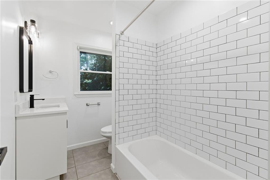 Marietta, Georgia, 30060, United States, 3 Bedrooms Bedrooms, ,2 BathroomsBathrooms,Residential,For Sale,1988888