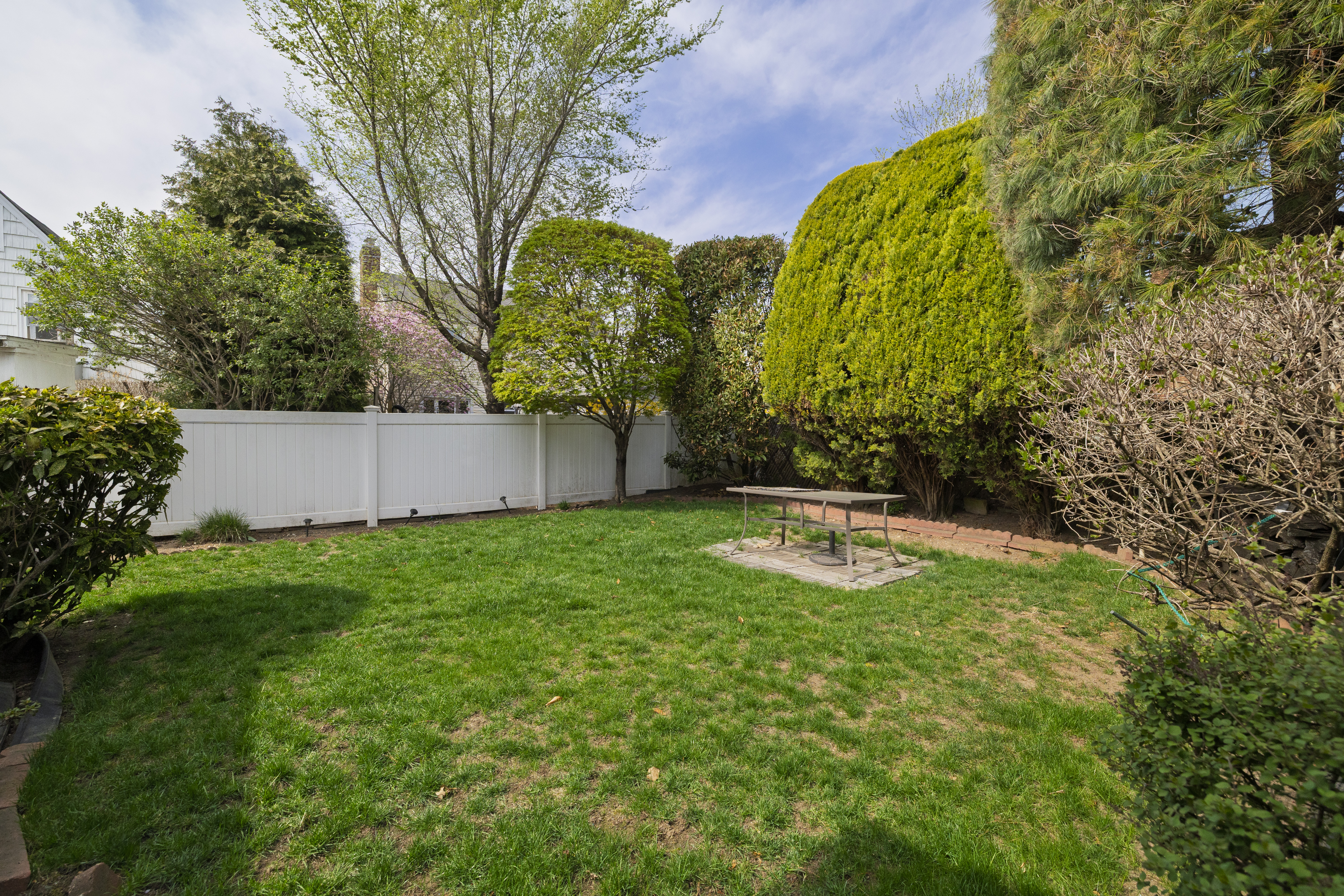  40 Horton Street, Malverne, NY 11565 - 物件實景