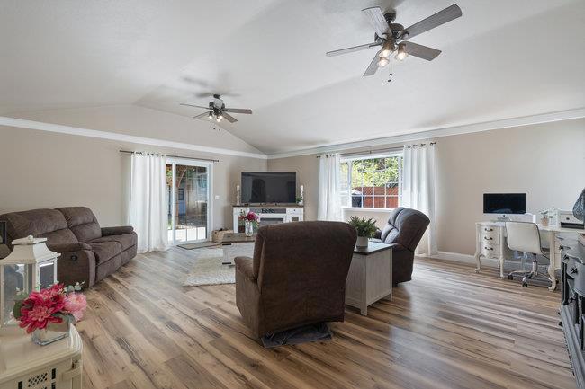 Watsonville, California, 95076, United States, 3 Bedrooms Bedrooms, ,2 BathroomsBathrooms,Residential,For Sale,1987376