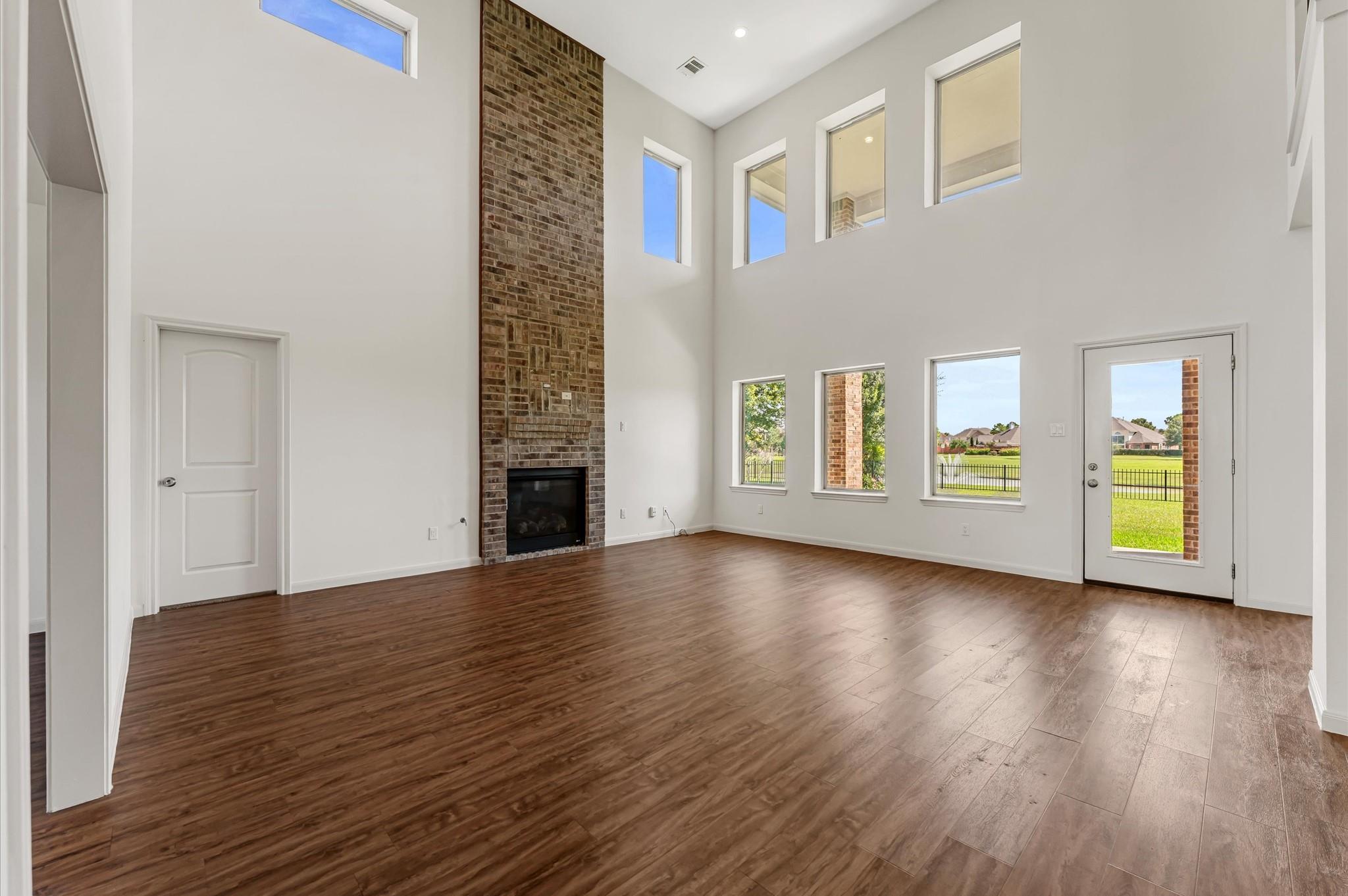 Richmond, Texas, 77407, United States, 5 Bedrooms Bedrooms, ,5 BathroomsBathrooms,Residential,For Sale,1937061