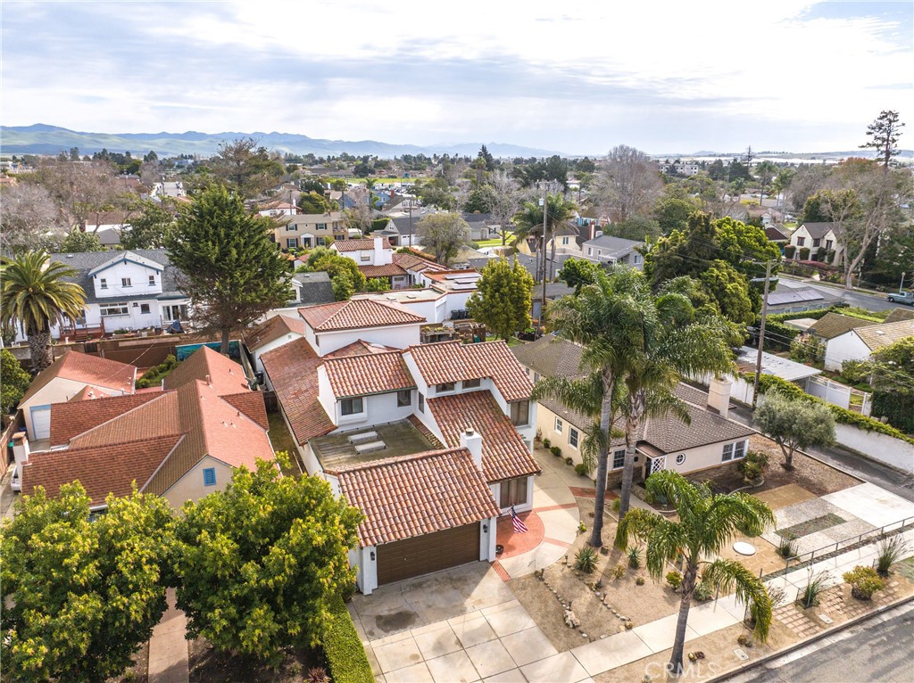 Santa Maria, California, 93454, United States, 5 Bedrooms Bedrooms, ,3 BathroomsBathrooms,Residential,For Sale,2032252