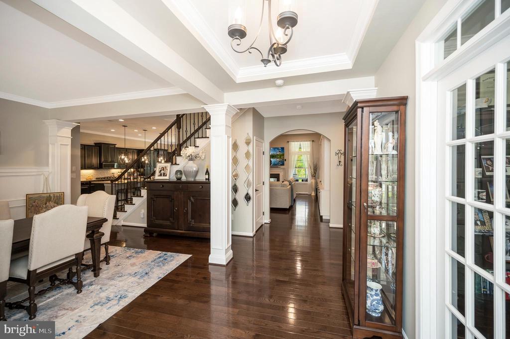 Fredericksburg, Virginia, 22406, United States, 5 Bedrooms Bedrooms, ,6 BathroomsBathrooms,Residential,For Sale,1981857