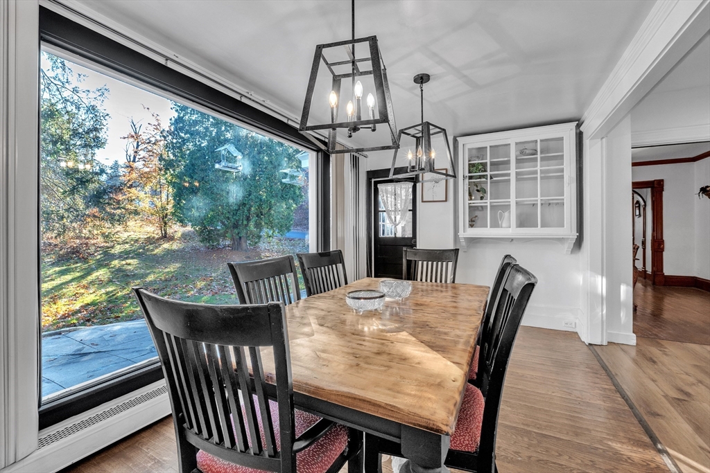 Orange, Massachusetts, 01364, United States, 7 Bedrooms Bedrooms, ,6 BathroomsBathrooms,Residential,For Sale,1991078