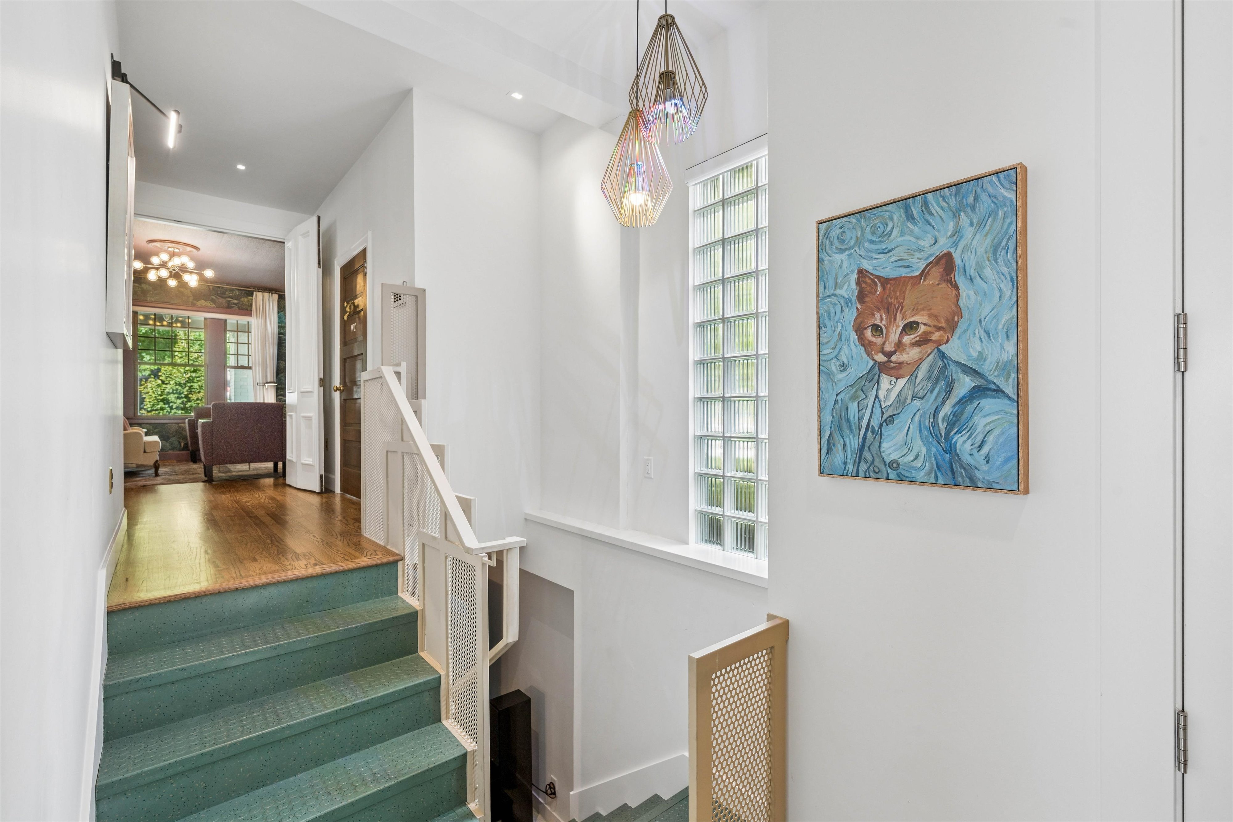  Timeless Style And Function Captured In This 2023 Full Renovation - 物件實景