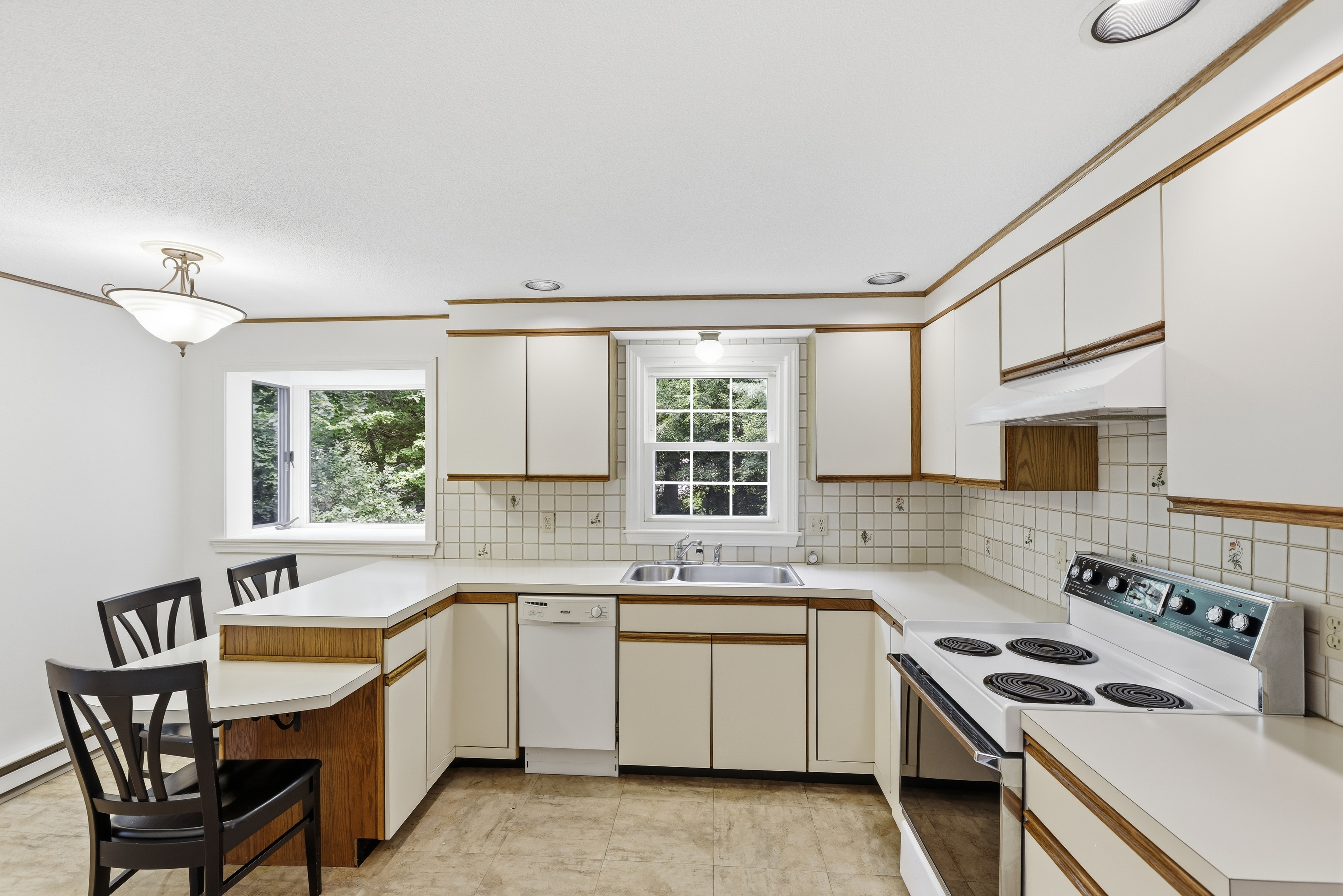  12 Hemlock Road, Westford, MA 01886 - 物件實景