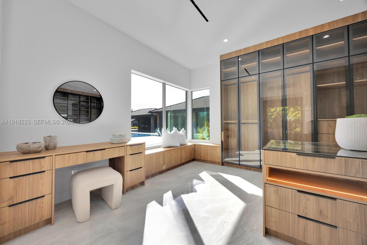 Miami, Florida, 33173, United States, 6 Bedrooms Bedrooms, ,7 BathroomsBathrooms,Residential,For Sale,2001798