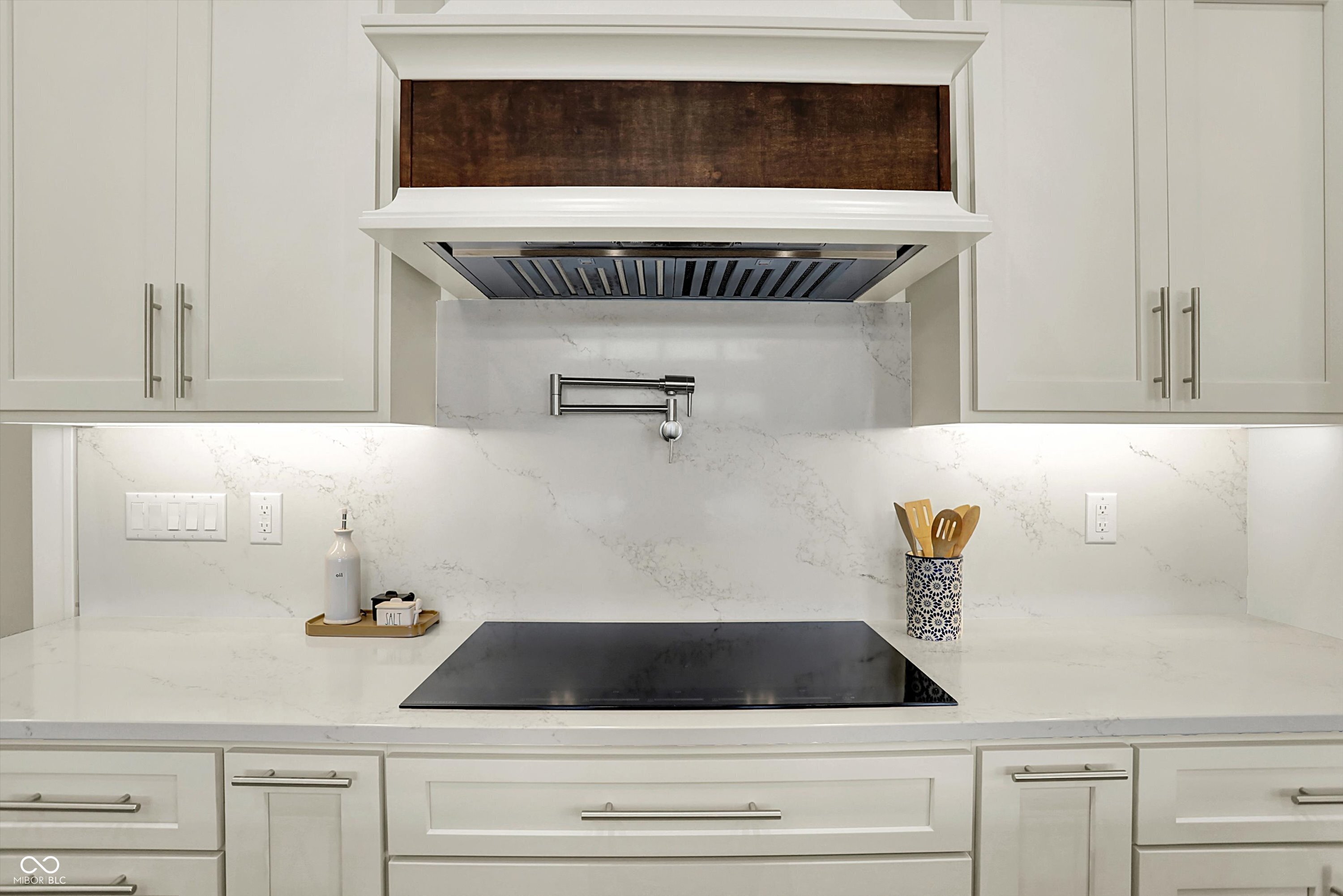 Bargersville, Indiana, 46106, United States, 5 Bedrooms Bedrooms, ,6 BathroomsBathrooms,Residential,For Sale,1983672