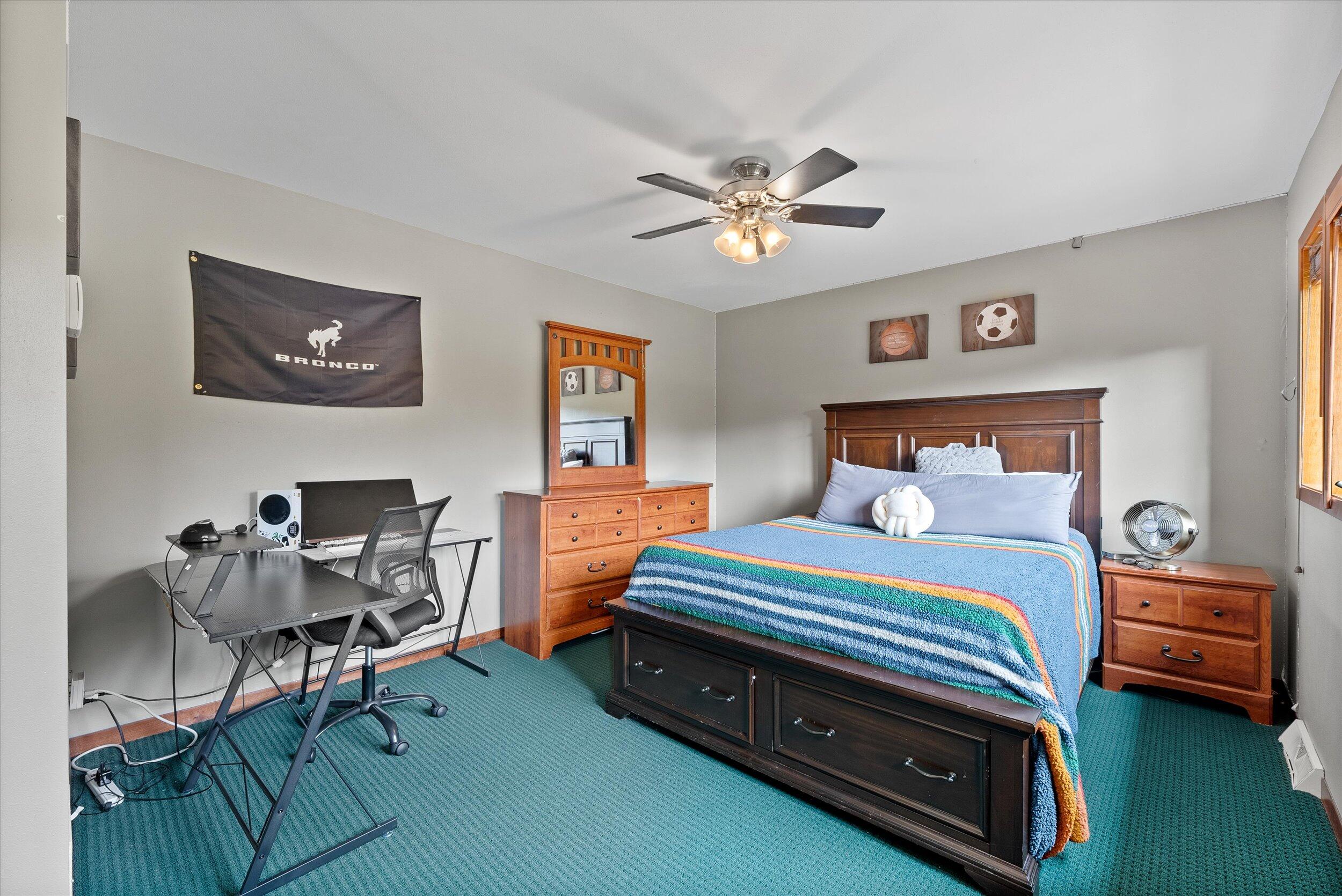 Grafton, Wisconsin, 53024, United States, 4 Bedrooms Bedrooms, ,6 BathroomsBathrooms,Residential,For Sale,1989565