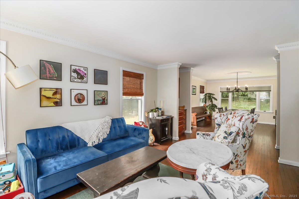 Oxford, Connecticut, 06478, United States, 3 Bedrooms Bedrooms, ,3 BathroomsBathrooms,Residential,For Sale,1916660