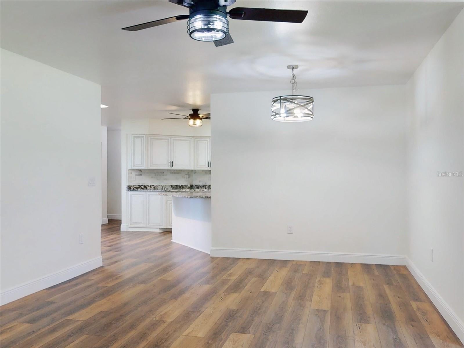 OCALA, Florida, 34482, United States, 3 Bedrooms Bedrooms, ,2 BathroomsBathrooms,Residential,For Sale,1766326