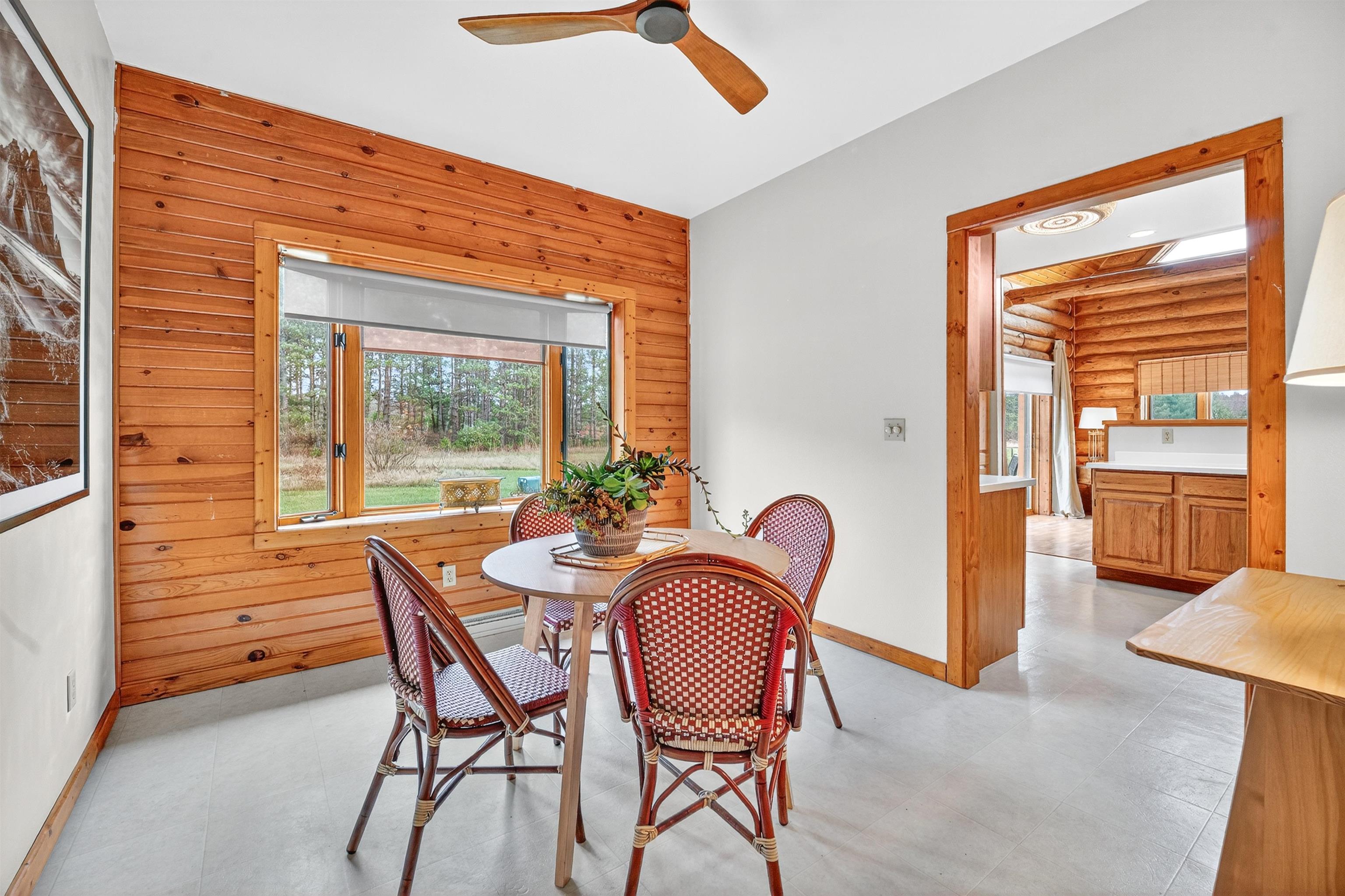 IOLA, Wisconsin, 54945, United States, 2 Bedrooms Bedrooms, ,3 BathroomsBathrooms,Residential,For Sale,1991168