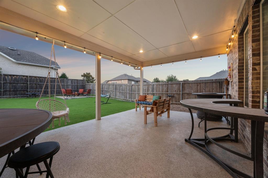 Rowlett, Texas, 75089, United States, 4 Bedrooms Bedrooms, ,4 BathroomsBathrooms,Residential,For Sale,1911433