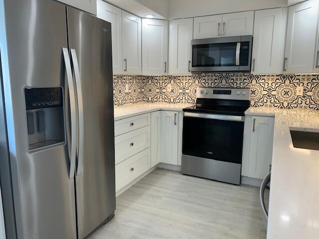 Hypoluxo, Florida, 33462, United States, 2 Bedrooms Bedrooms, ,2 BathroomsBathrooms,Residential,For Sale,1736314