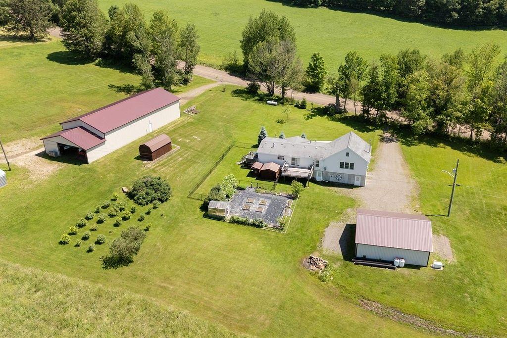 Franklin, New York, 13775, United States, 3 Bedrooms Bedrooms, ,2 BathroomsBathrooms,Residential,For Sale,1967662