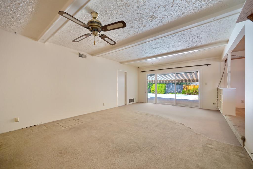 Roseville, California, 95678, United States, 3 Bedrooms Bedrooms, ,2 BathroomsBathrooms,Residential,For Sale,1940546