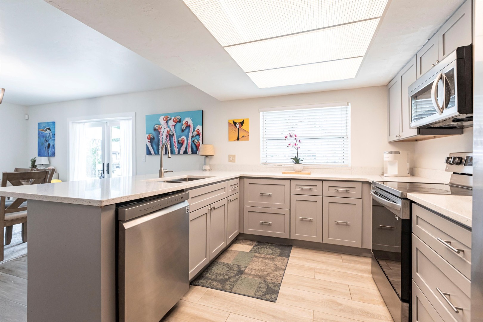 Fort Myers, Florida, 33919, United States, 3 Bedrooms Bedrooms, ,2 BathroomsBathrooms,Residential,For Sale,1935078