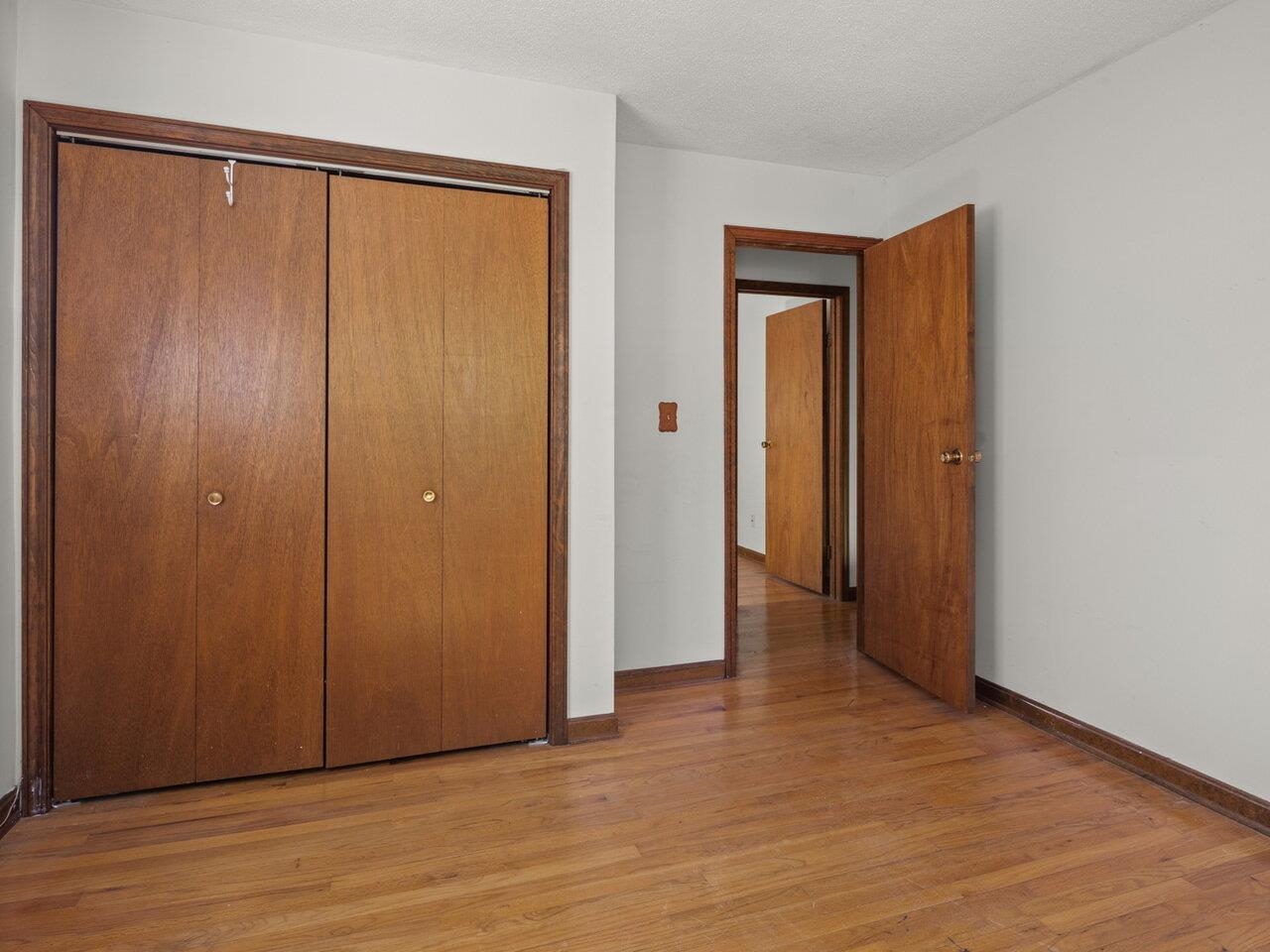 Essex, Vermont, 05452, United States, 4 Bedrooms Bedrooms, ,2 BathroomsBathrooms,Residential,For Sale,1927530