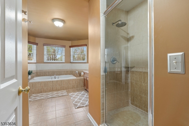 Andover Twp., New Jersey, 07821, United States, 4 Bedrooms Bedrooms, ,3 BathroomsBathrooms,Residential,For Sale,1793413