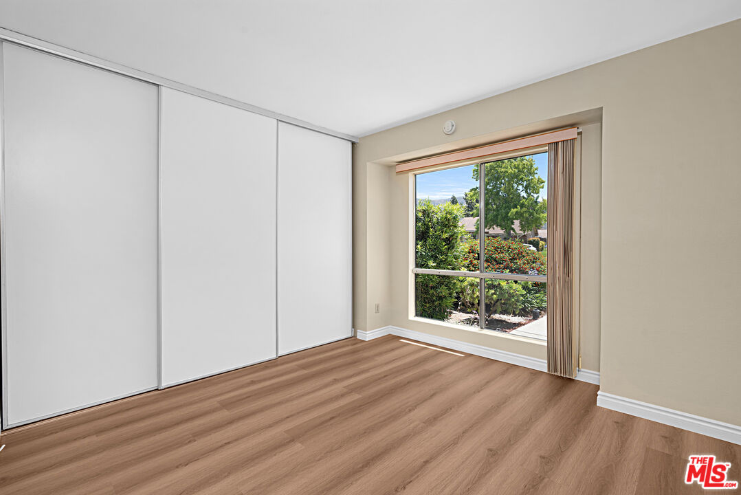 Camarillo, California, 93012, United States, 2 Bedrooms Bedrooms, ,2 BathroomsBathrooms,Residential,For Sale,1877157