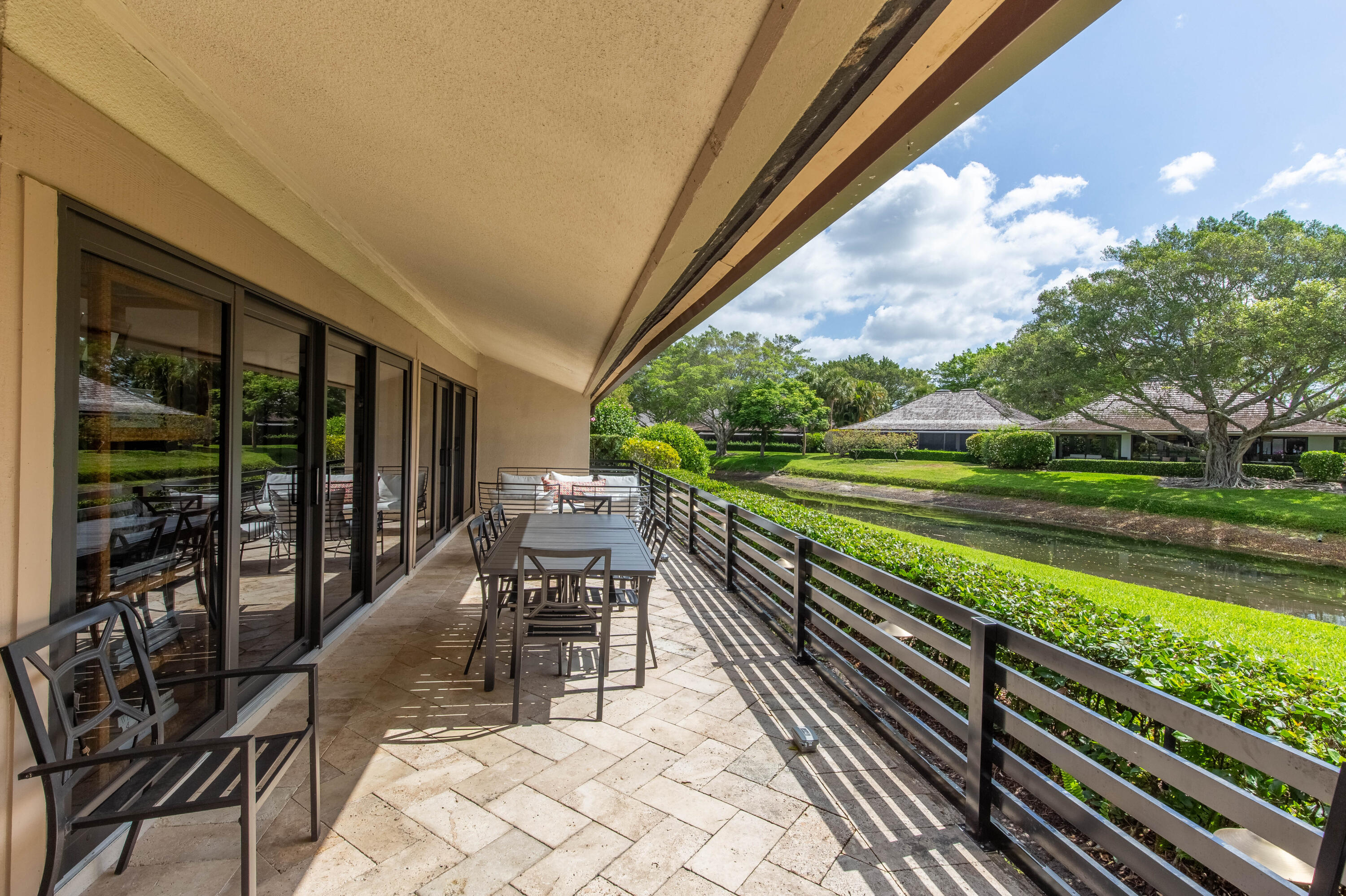  11669 Wimbledon Circle - 物件實景
