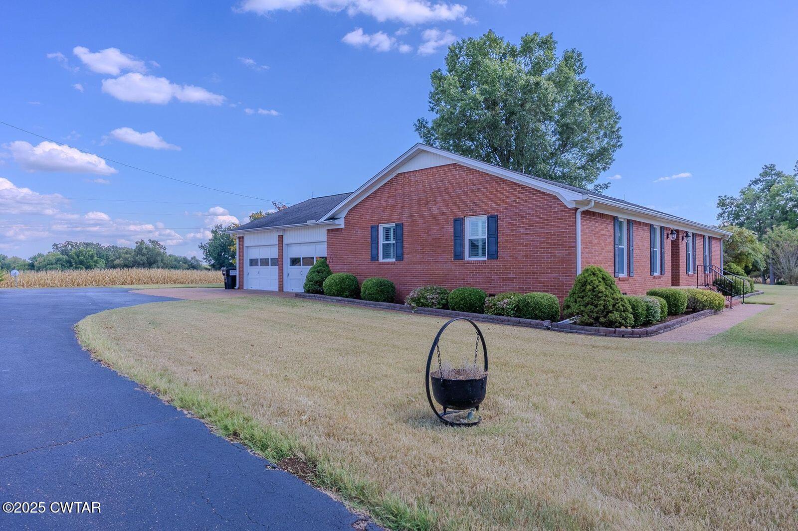 Brownsville, Tennessee, 38012, United States, 4 Bedrooms Bedrooms, ,3 BathroomsBathrooms,Residential,For Sale,1936333