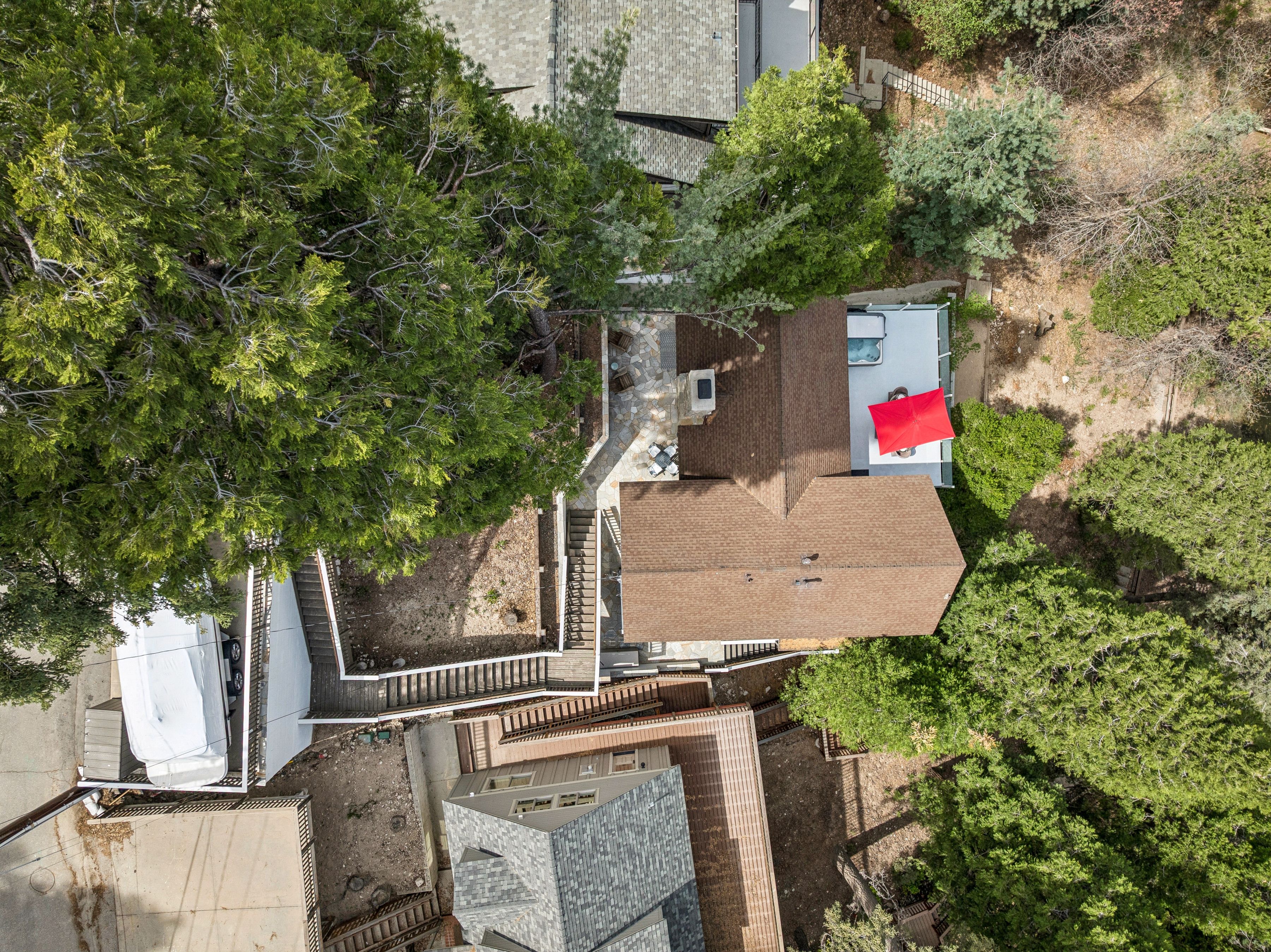  28898 Palisades Drive, Lake Arrowhead, CA 92352 - 物件實景