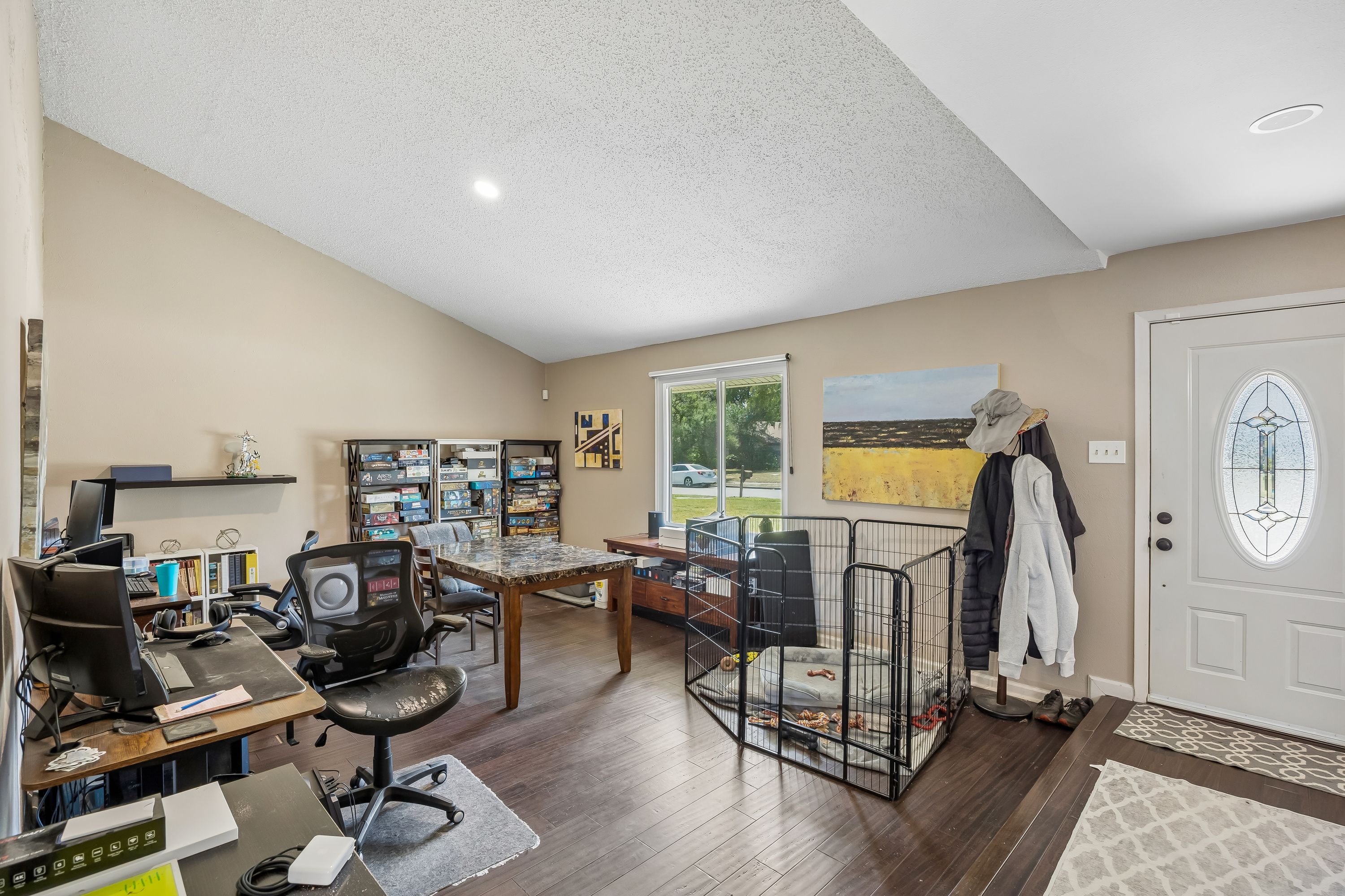  Thoughtfully Renewed Single-Story Living Near Berkner Park - 物件實景