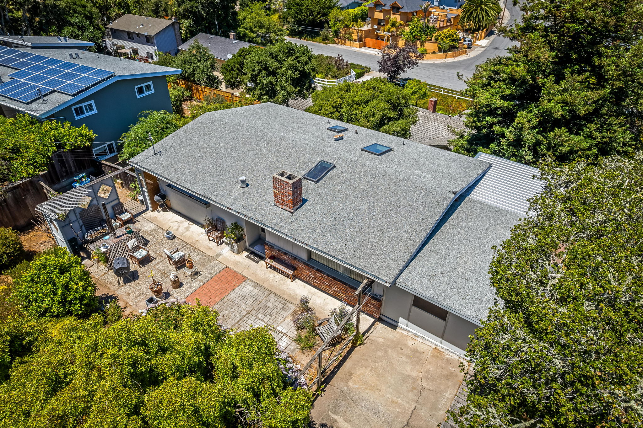Del Rey Oaks, California, 93940, United States, 4 Bedrooms Bedrooms, ,2 BathroomsBathrooms,Residential,For Sale,1899502