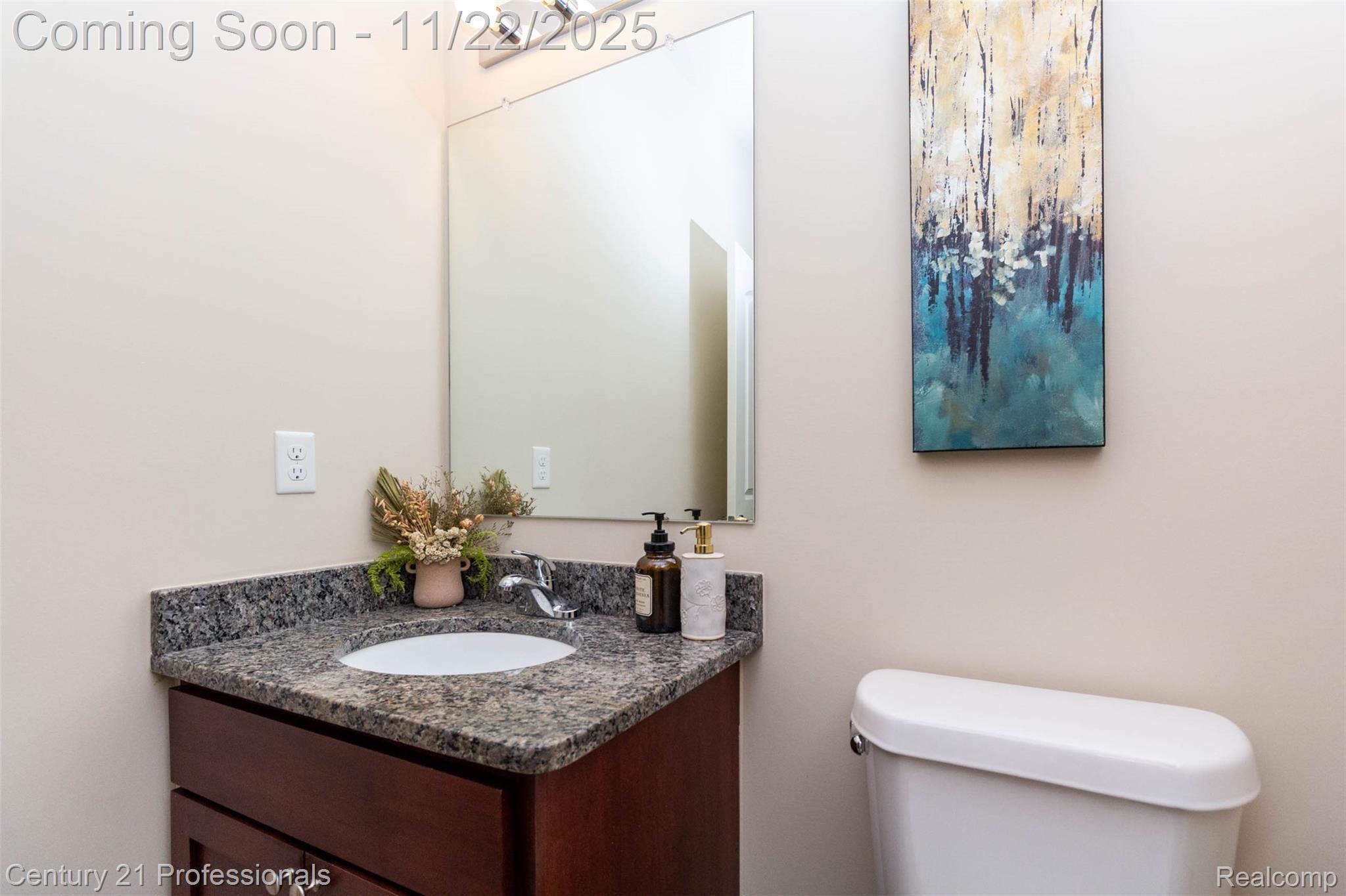 ClintonTownship, Michigan, 48038, United States, 3 Bedrooms Bedrooms, ,4 BathroomsBathrooms,Residential,For Sale,1994254