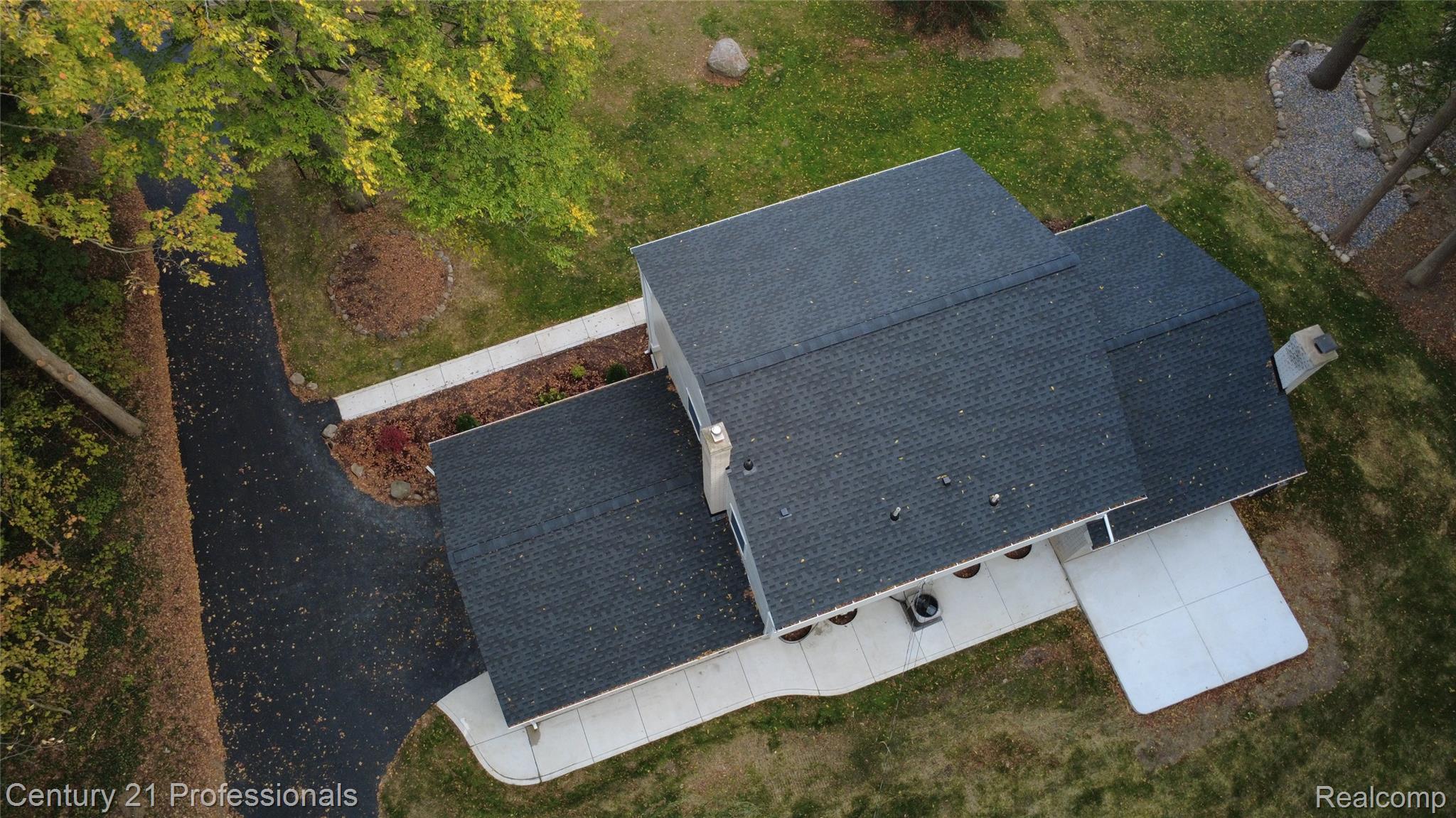 Plymouth, Michigan, 48170, United States, 5 Bedrooms Bedrooms, ,3 BathroomsBathrooms,Residential,For Sale,1982882