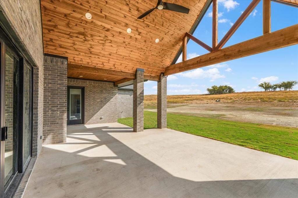 Weatherford, Texas, 76087, United States, 5 Bedrooms Bedrooms, ,6 BathroomsBathrooms,Residential,For Sale,1981195