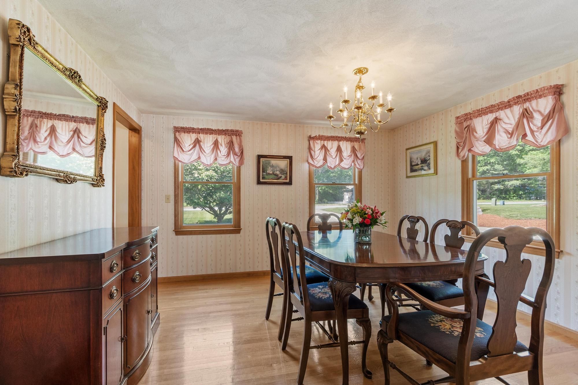  47 Sequoia Drive, Tyngsborough, MA, 01879 - 物件實景