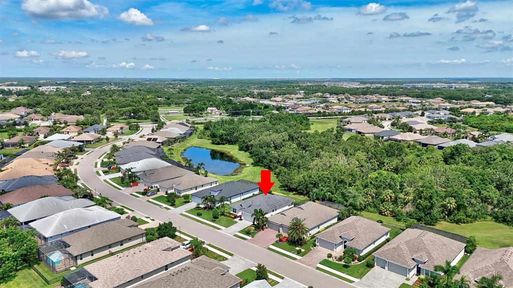 Bradenton, Florida, 34212, United States, 2 Bedrooms Bedrooms, ,2 BathroomsBathrooms,Residential,For Sale,1891618
