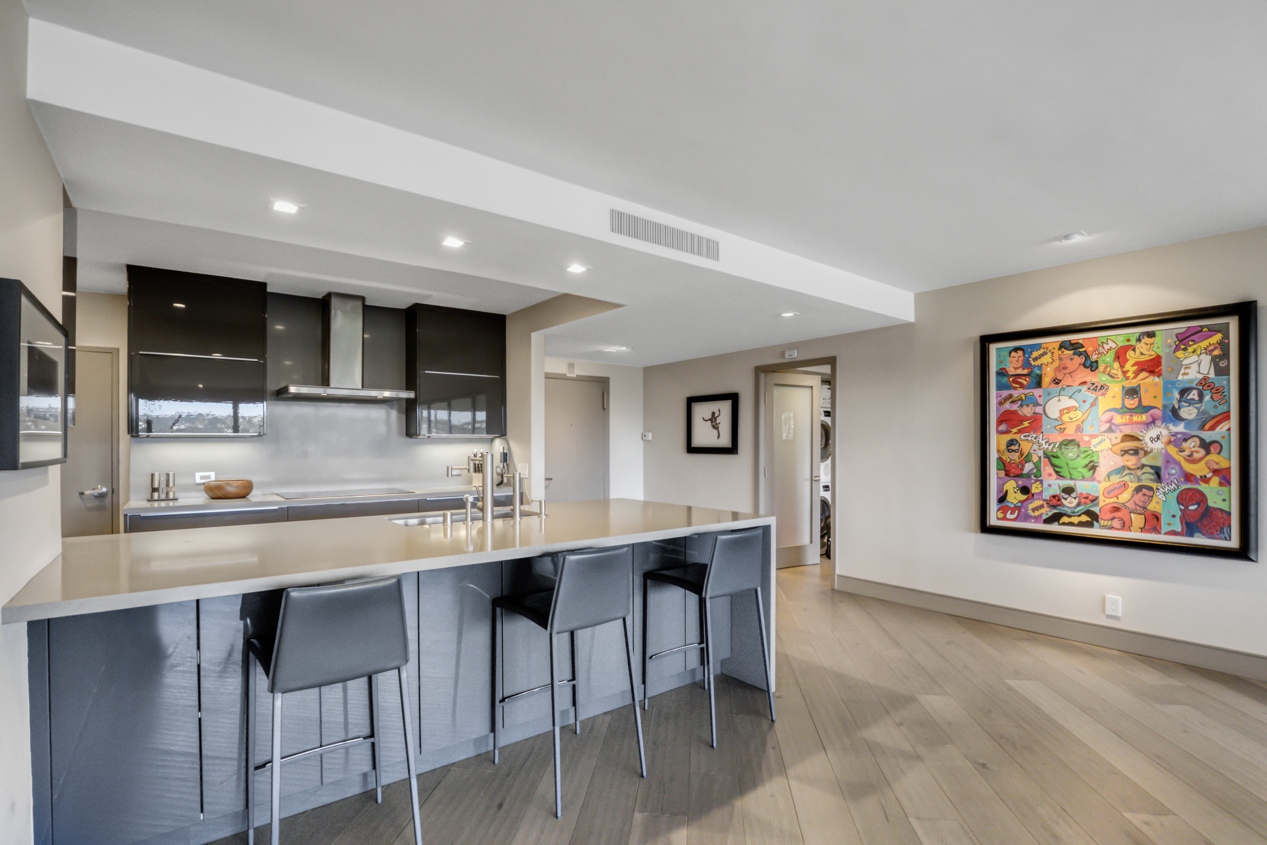  865 Comstock Ave - 物件實景