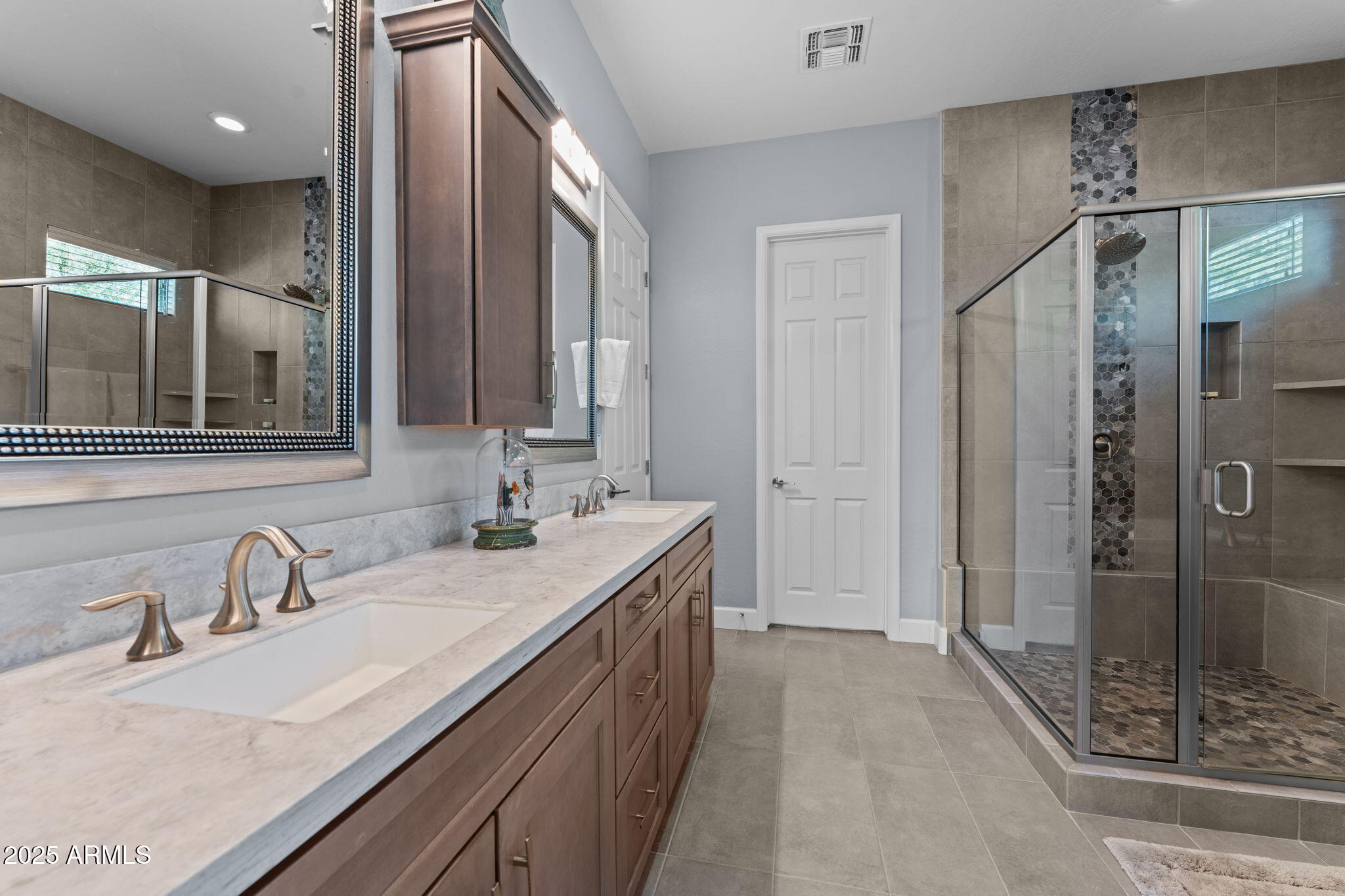 Wickenburg, Arizona, 85390, United States, 3 Bedrooms Bedrooms, ,4 BathroomsBathrooms,Residential,For Sale,1974680