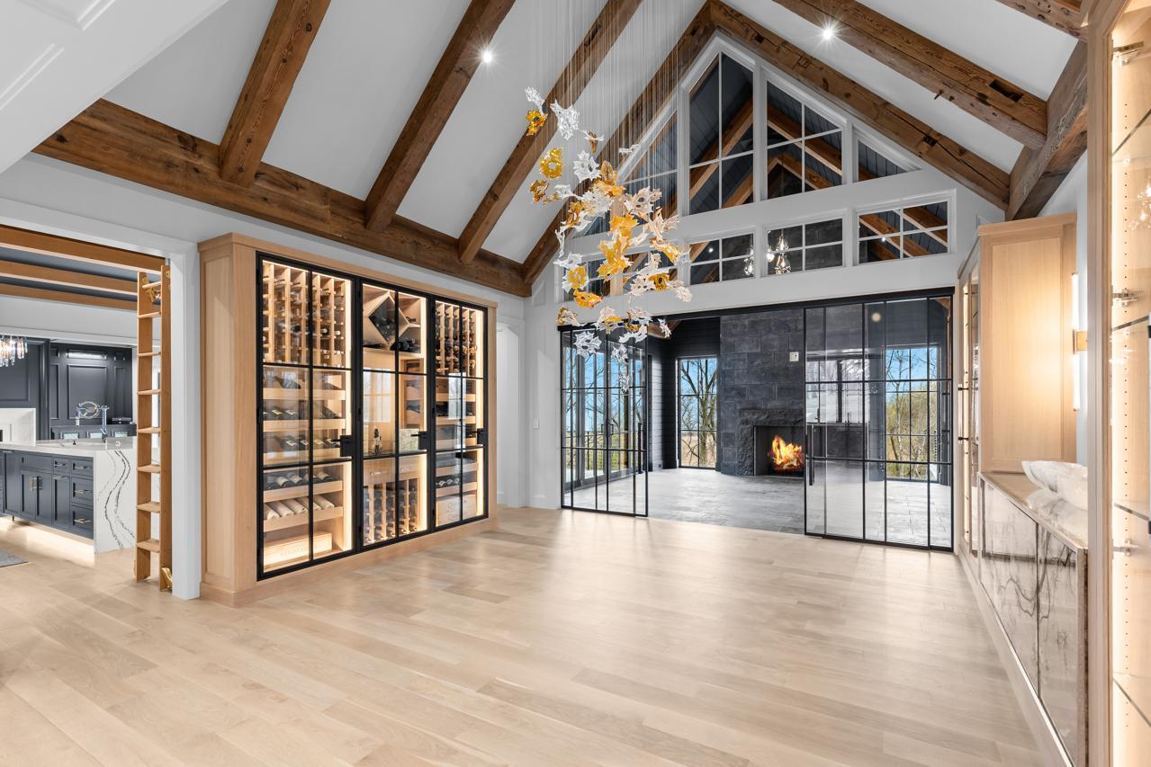 Orono, Minnesota, 55391, United States, 6 Bedrooms Bedrooms, ,3 BathroomsBathrooms,Residential,For Sale,2000639