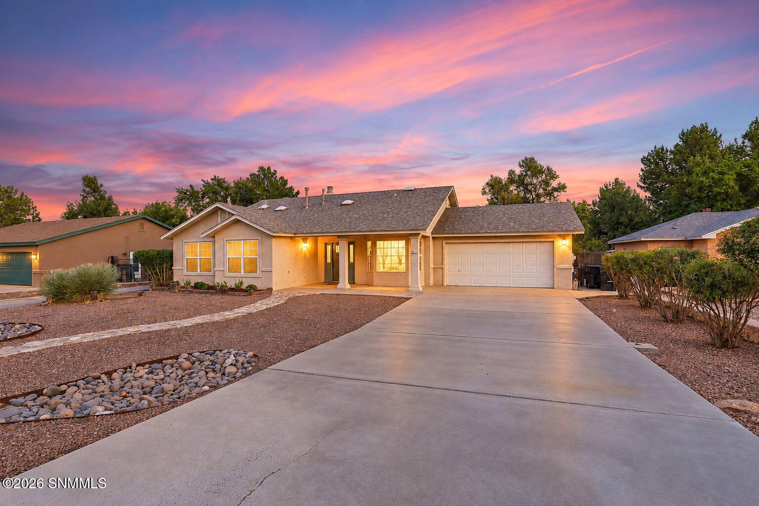 Villita Loop, Las Cruces, NM 88007 #1