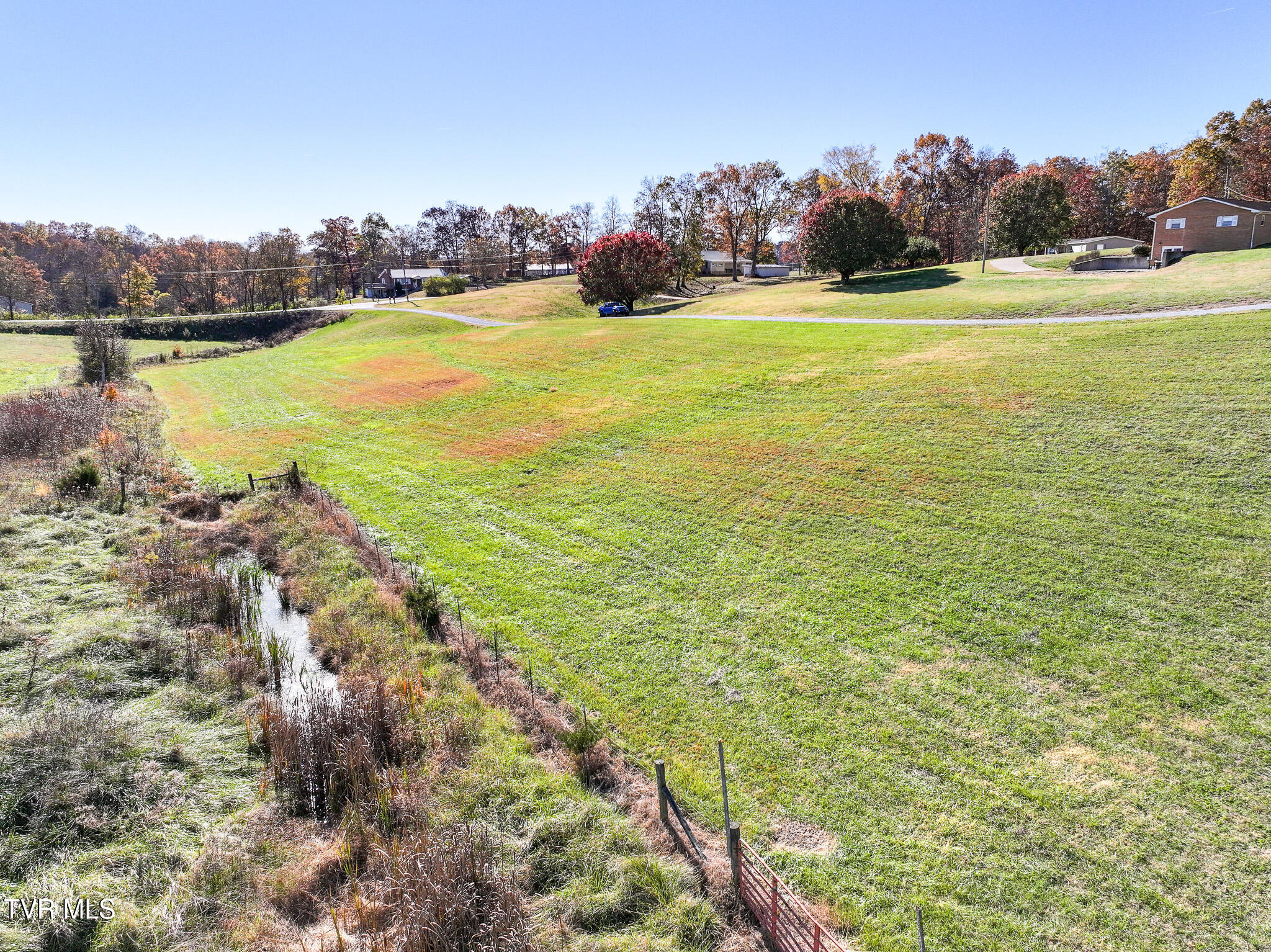 Greeneville, Tennessee, 37743, United States, 3 Bedrooms Bedrooms, ,2 BathroomsBathrooms,Residential,For Sale,1990242