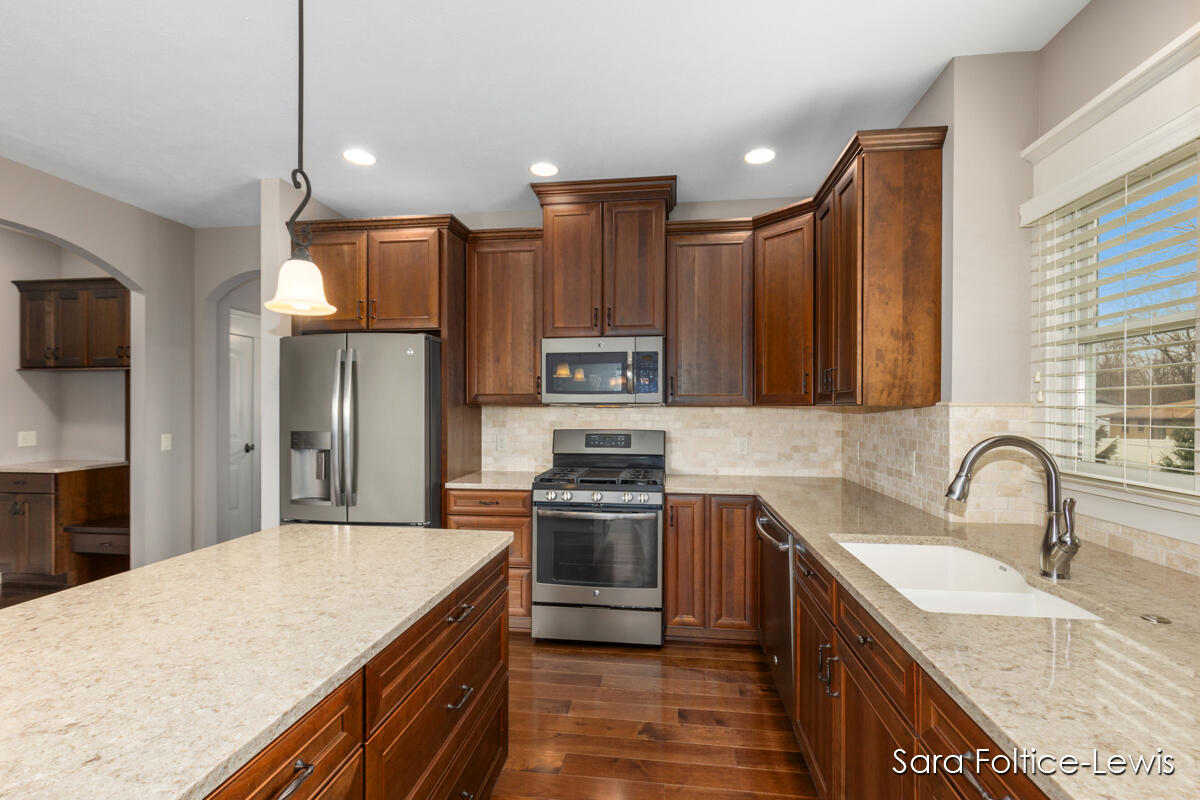 Grandville, Michigan, 49418, United States, 4 Bedrooms Bedrooms, ,3 BathroomsBathrooms,Residential,For Sale,1937298