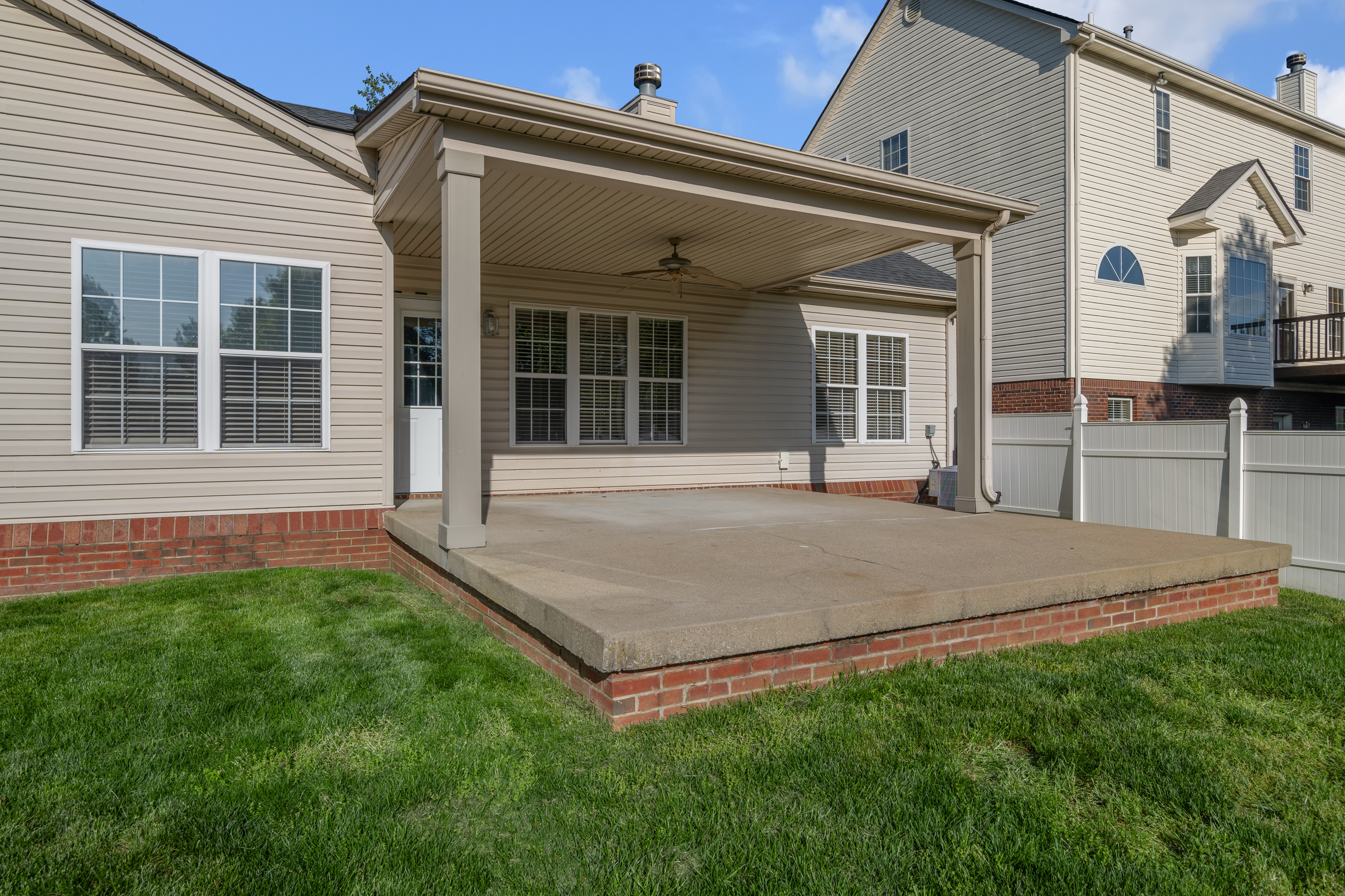  3253 Drayton Place - 物件實景