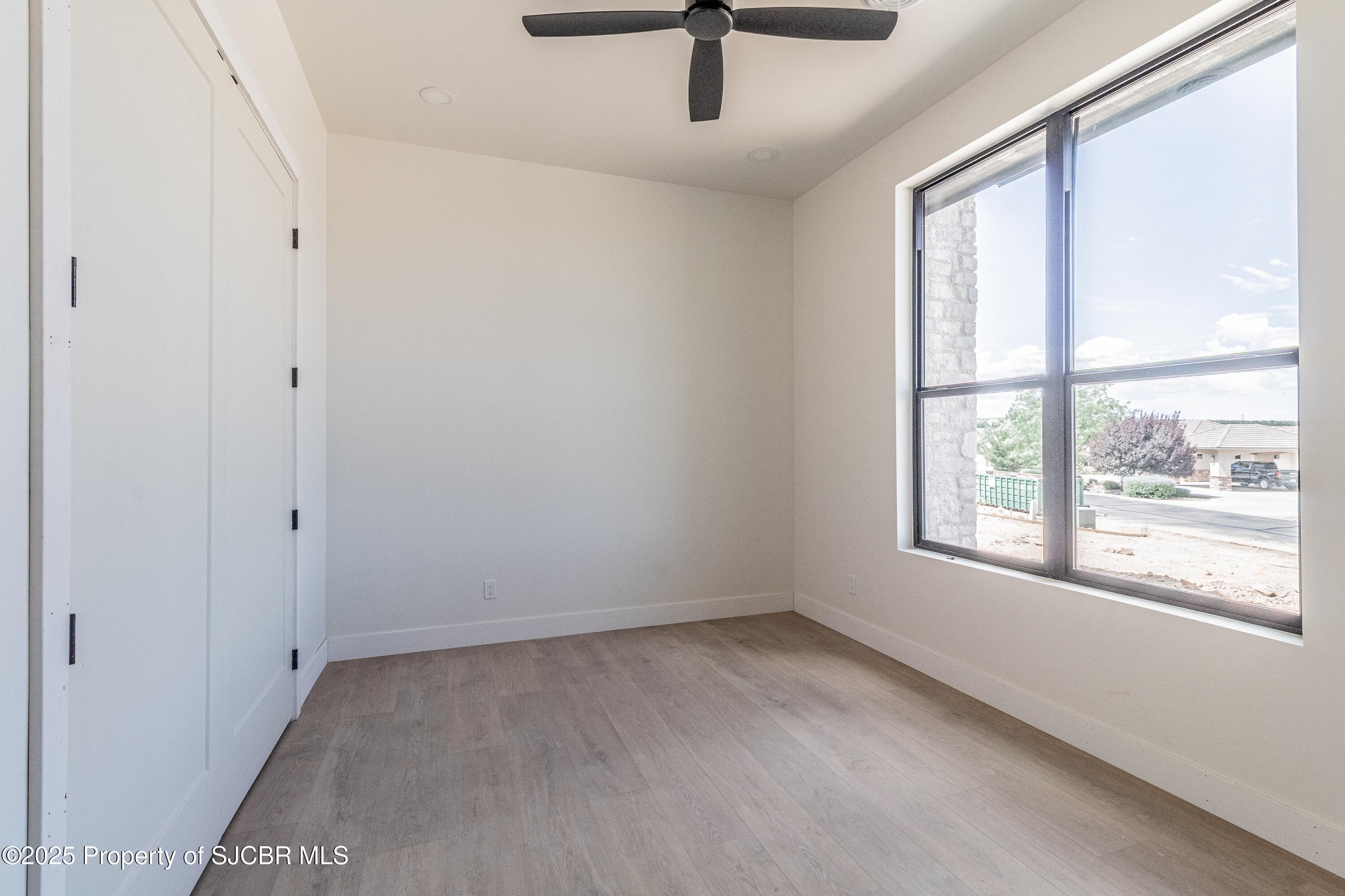 Farmington, New Mexico, 87402, United States, 4 Bedrooms Bedrooms, ,3 BathroomsBathrooms,Residential,For Sale,1902752
