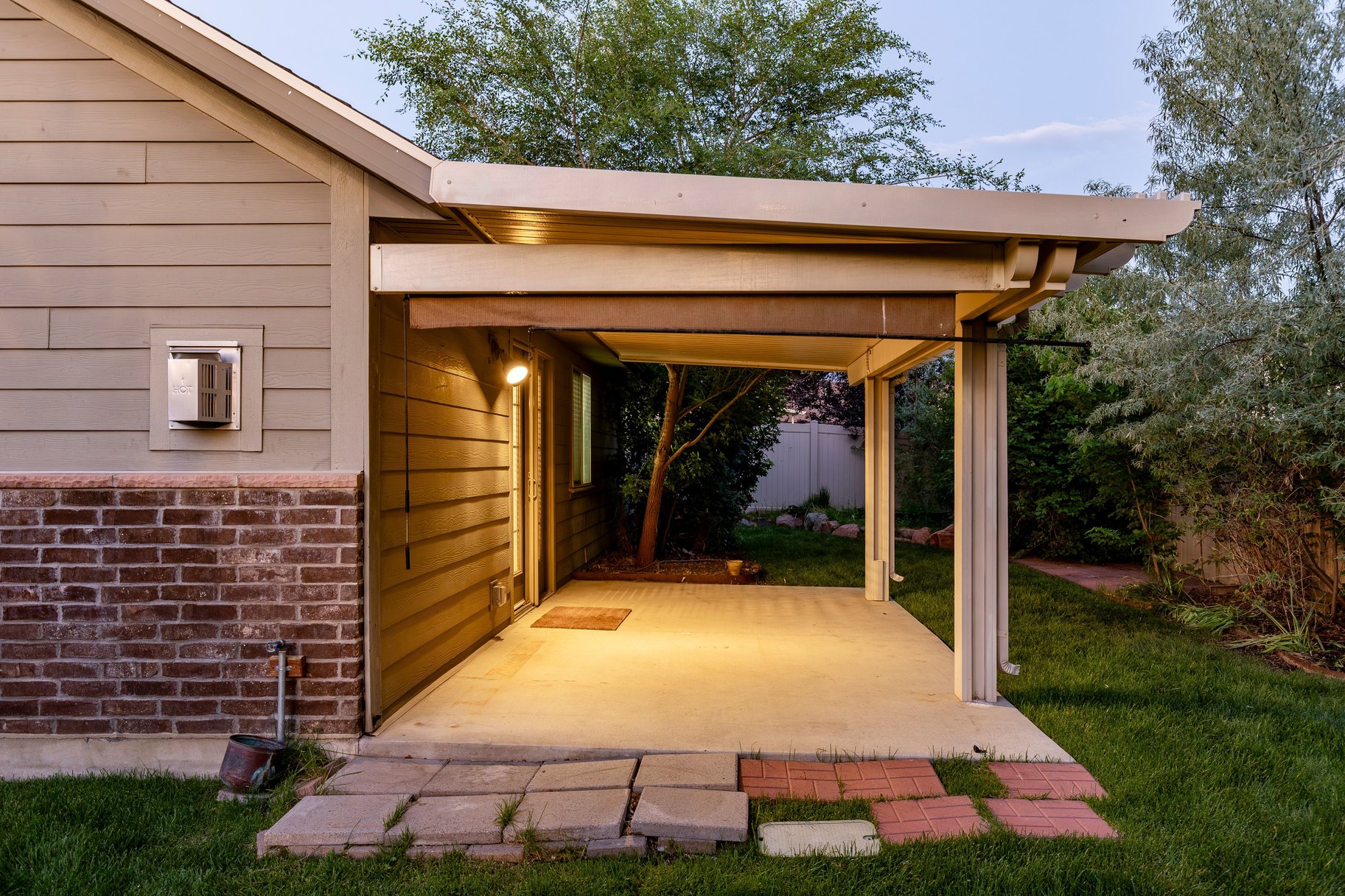  Exceptional Single-Level Living in One of Sandy